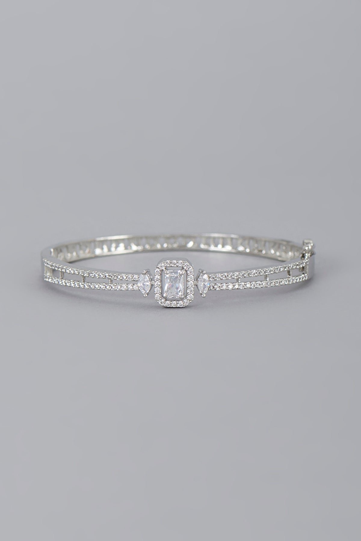 White Finish Zircon Bracelet