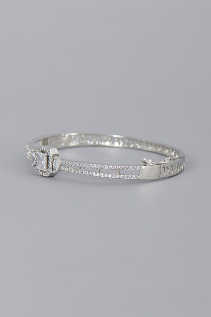 White Finish Zircon Bracelet