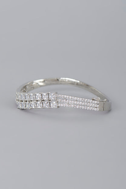 White Finish Zircon Bracelet