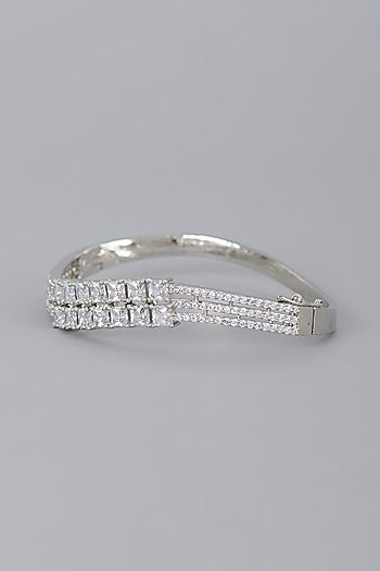 White Finish Zircon Bracelet