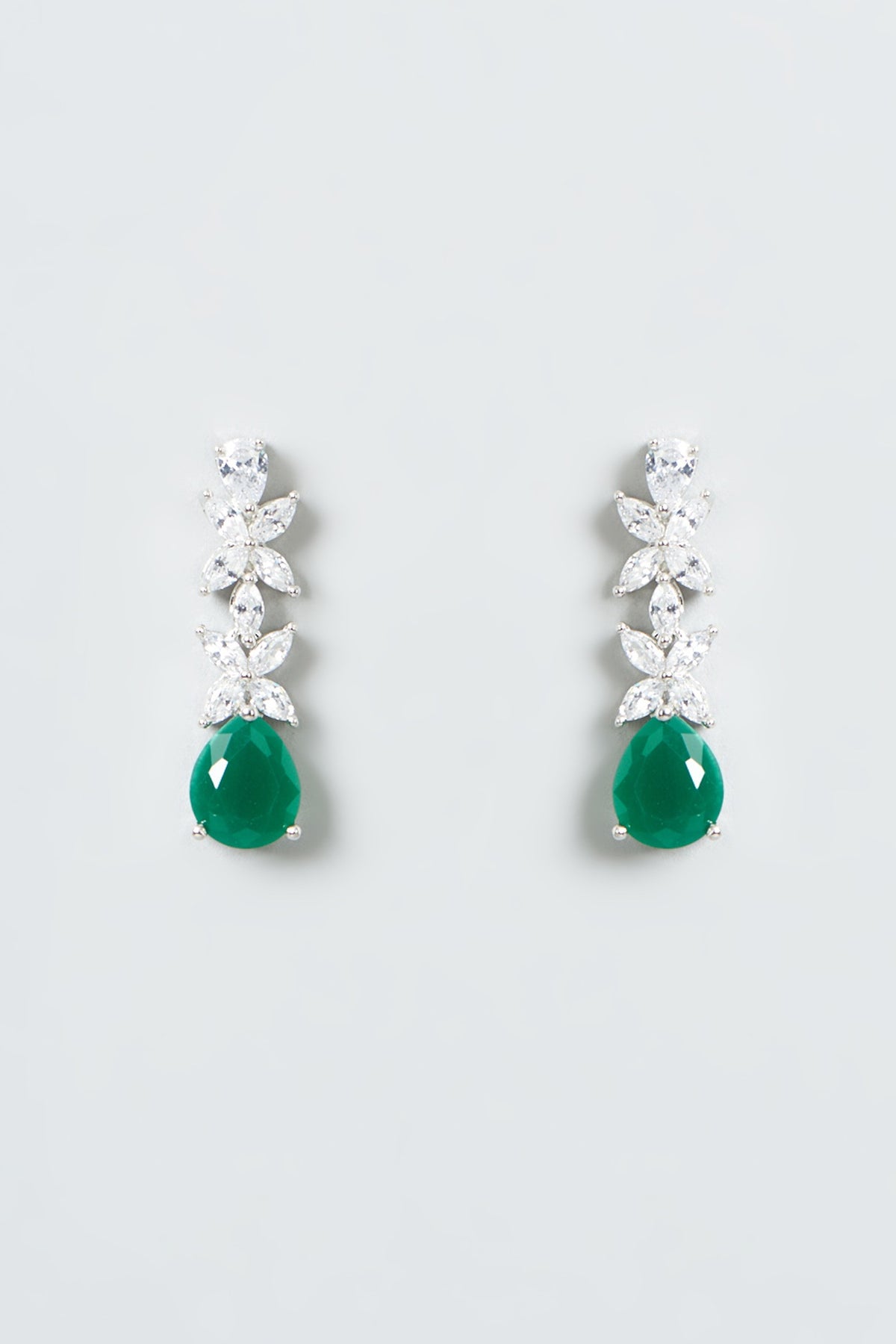 White Finish Zircon & Green Drop Necklace Set