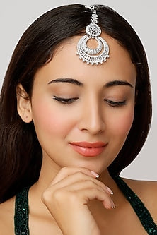 White Finish Maangtikka With Zircon
