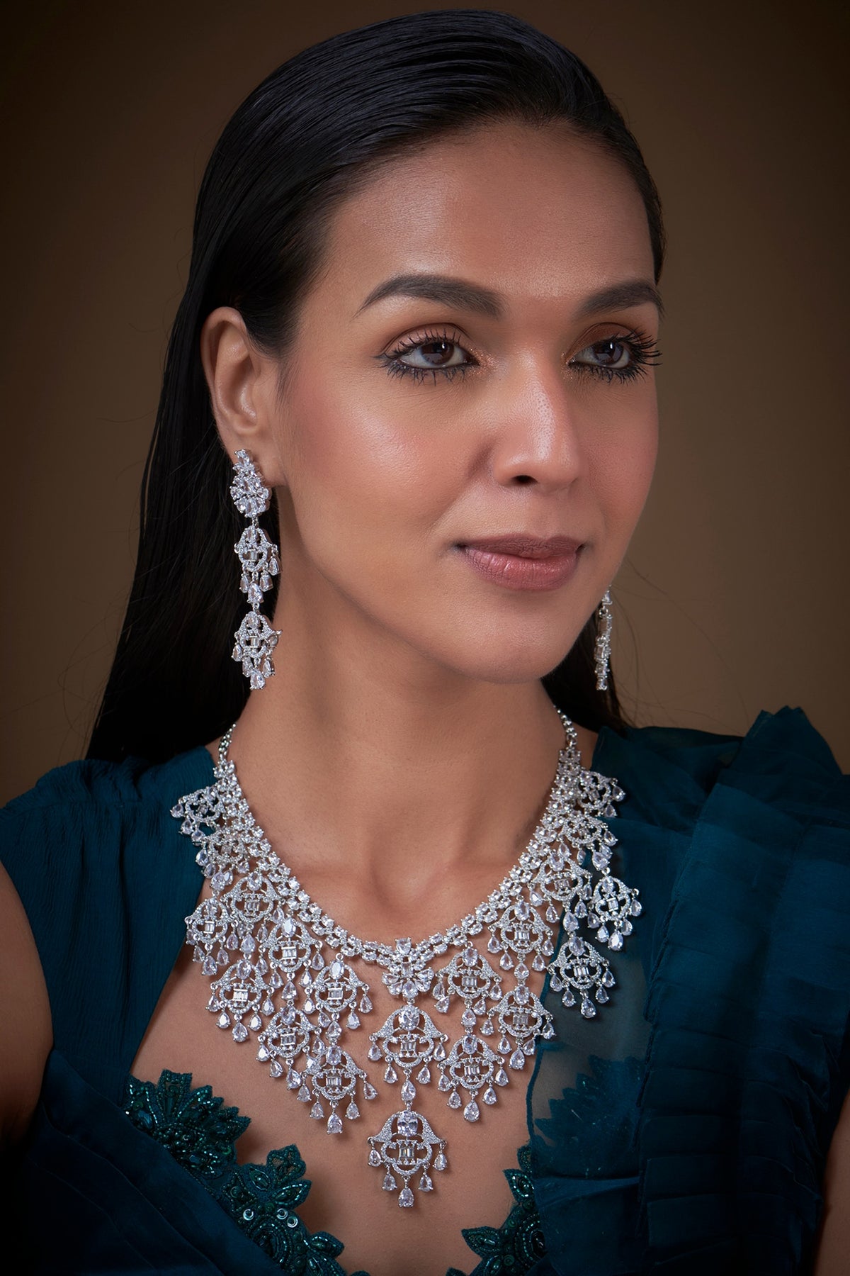White Finish Zircon Necklace Set