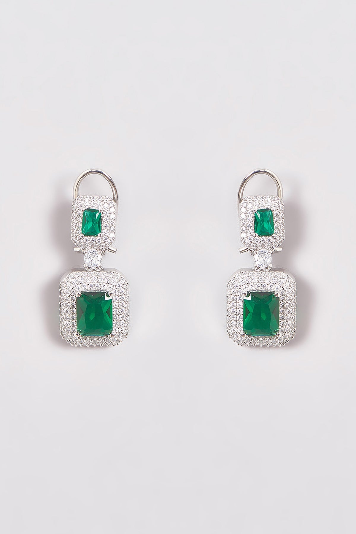 White Finish Zircon & Green Stones Necklace Set