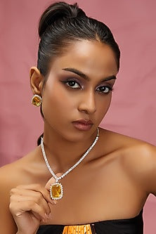 White Finish Zircon & Yellow Stone Necklace Set