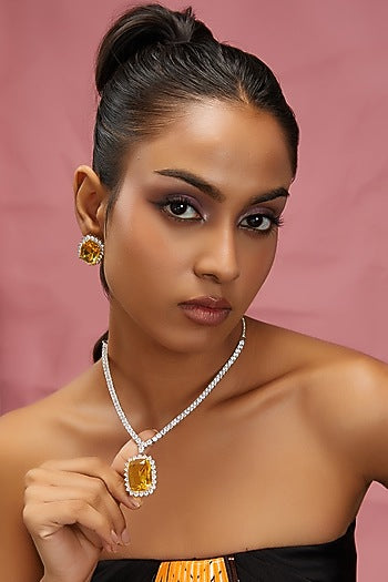 White Finish Zircon & Yellow Stone Necklace Set