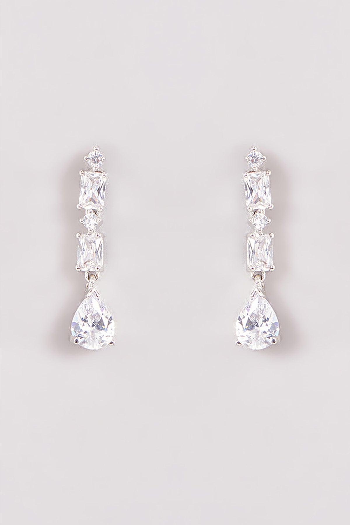 White Finish Zircon Necklace Set
