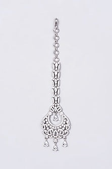 White Finish Maang Tikka With Diamonds