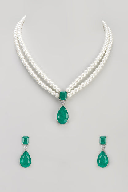 White Finish Zircon & Emerald Necklace Set