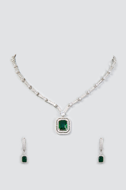 White Finish Zircon & Emerald Necklace Set