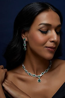 White Finish Zircon & Emerald Necklace Set
