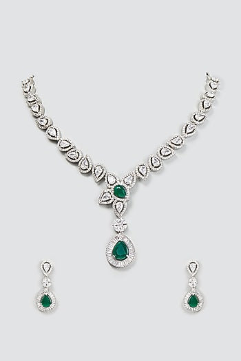 White Finish Zircon & Emerald Necklace Set