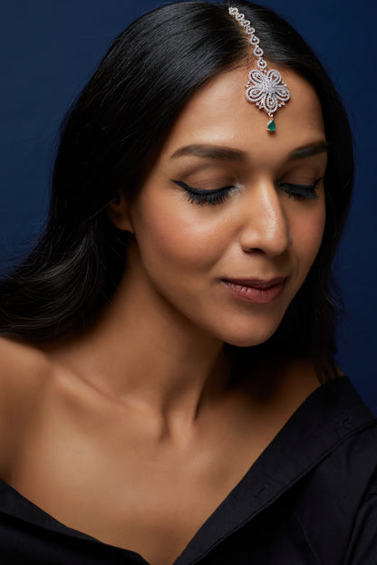 White Finish Zircon & Emerald Stone Maang Tikka
