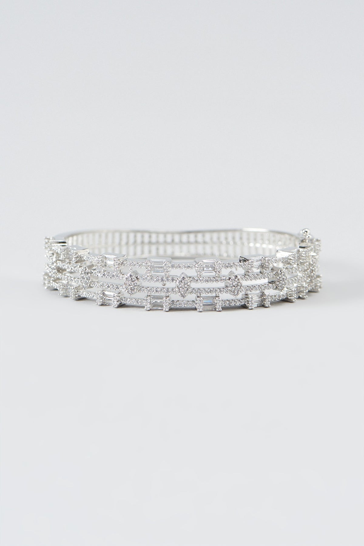 White Finish Zircon Bracelet