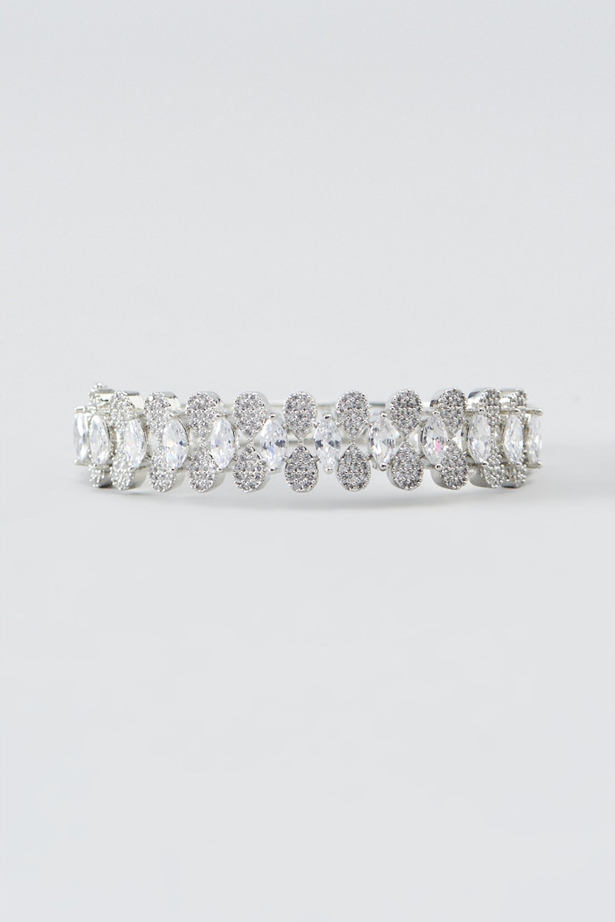 White Finish Zircon Bracelet