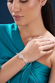 White Finish Zircon Bracelet