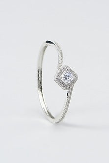 White Finish Zircon Bracelet