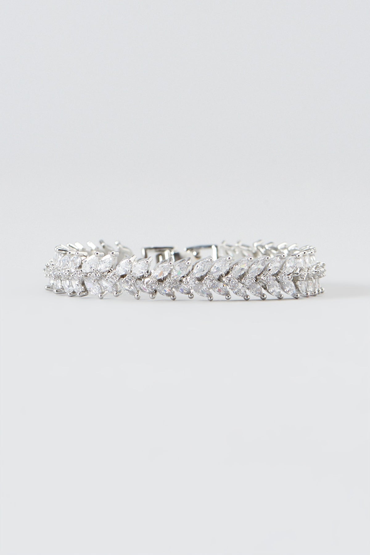 White Finish Zircon Bracelet