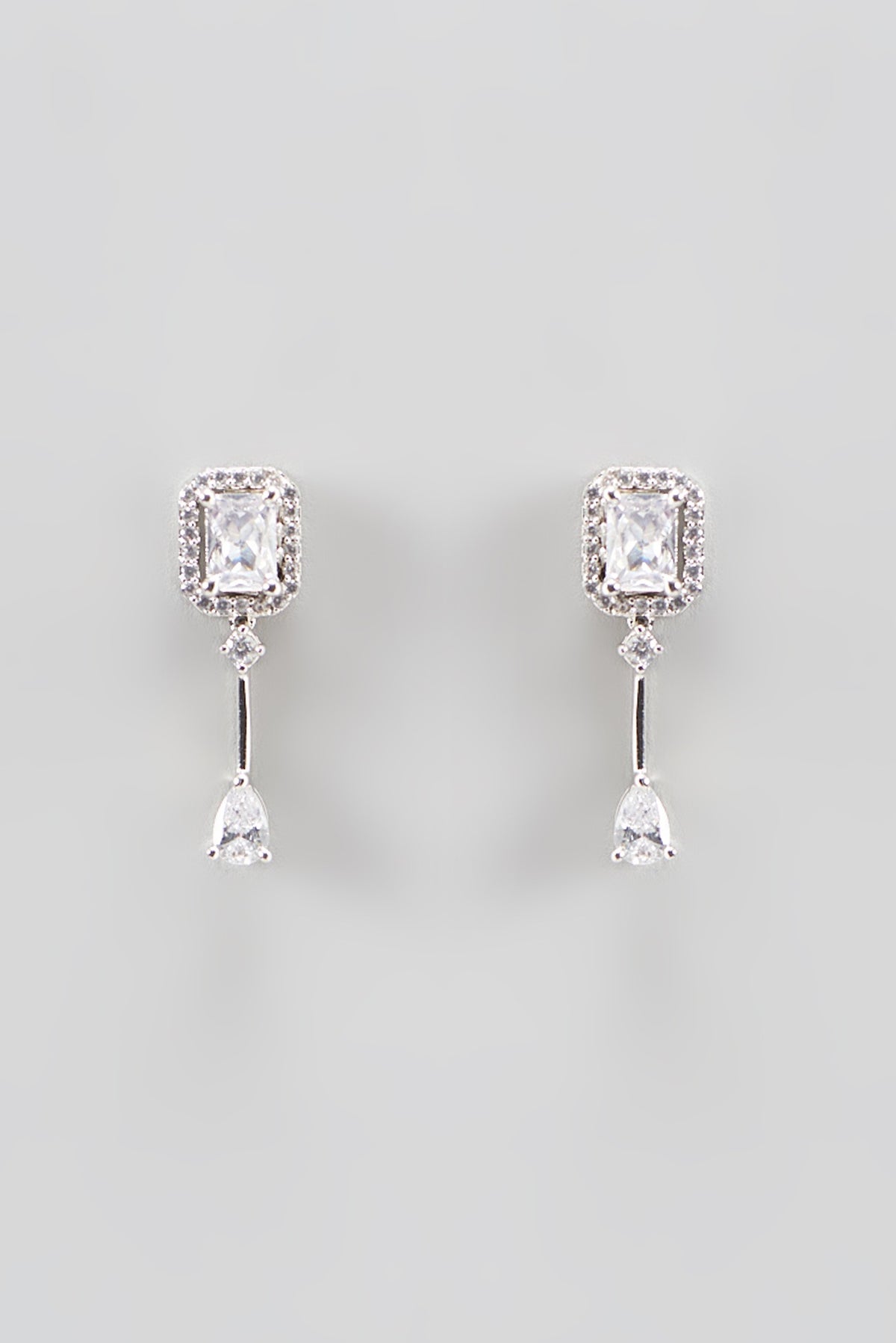 White Finish Zircon Necklace Set