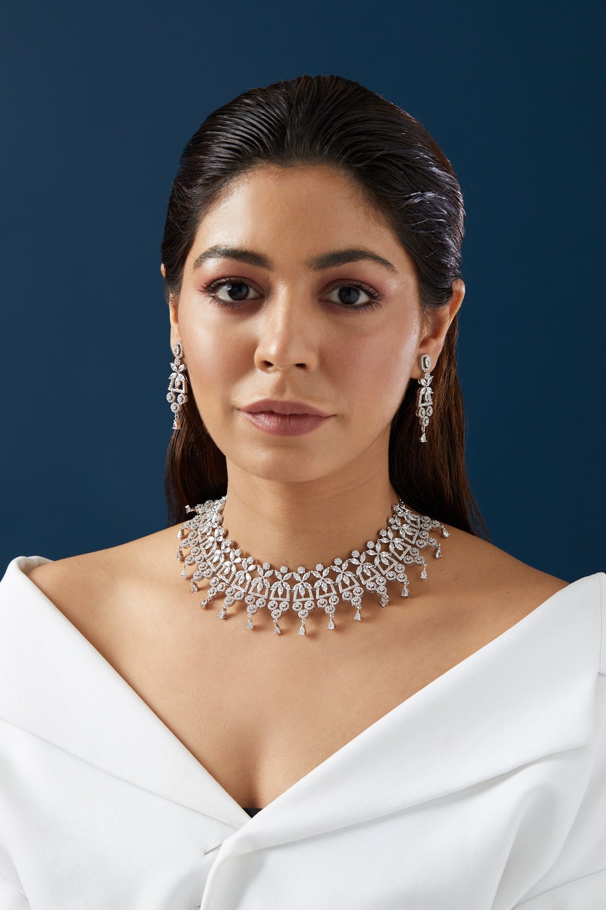 White Finish Zircon Necklace Set