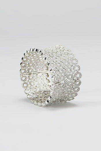 White Finish Zircon Bracelet