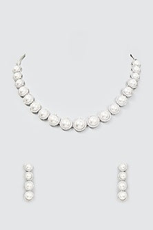 White Finish Pearl Necklace Set
