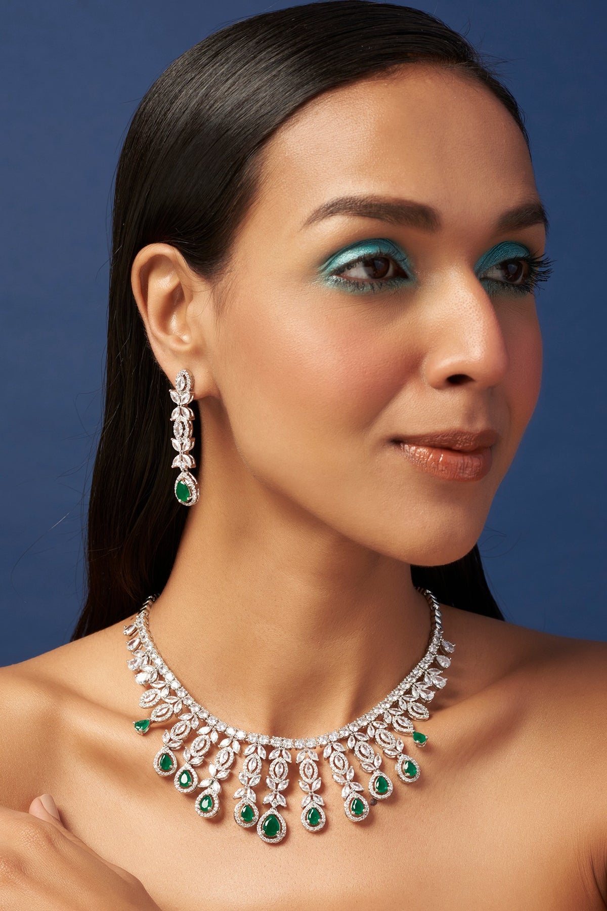 White Finish Zircon & Synthetic Emerald Stone Necklace Set