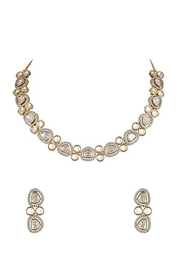 Gold Finish Kundan Necklace Set