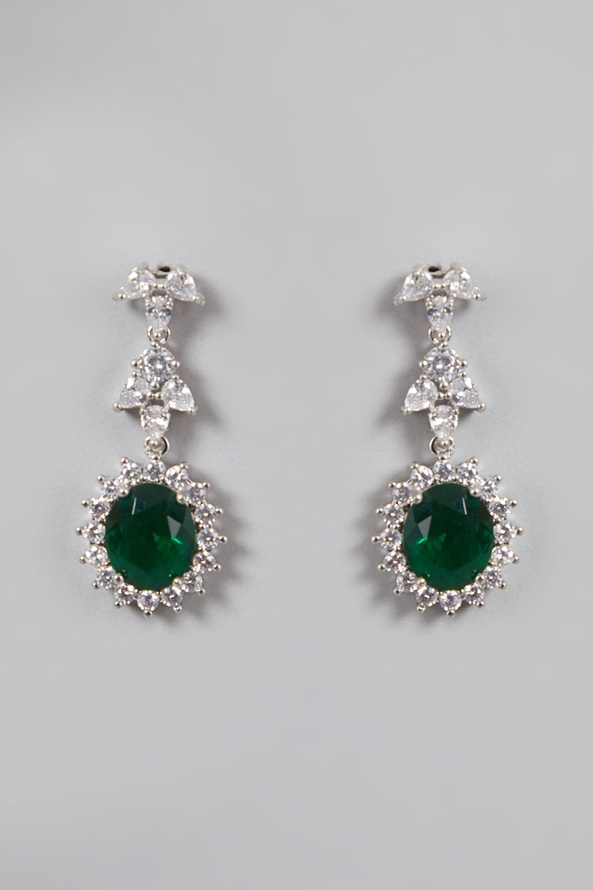White Finish Green Stone & Diamond Necklace Set