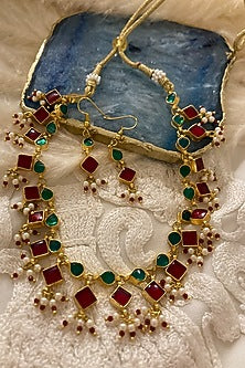 Gold Finish Red Synthetic Stone Floral Choker Necklace Set