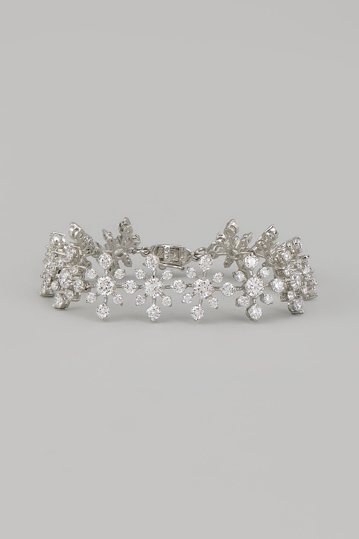 White Rhodium Finish Zircon Bracelet In Sterling Silver