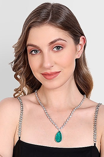 White Finish Green Zircon Necklace