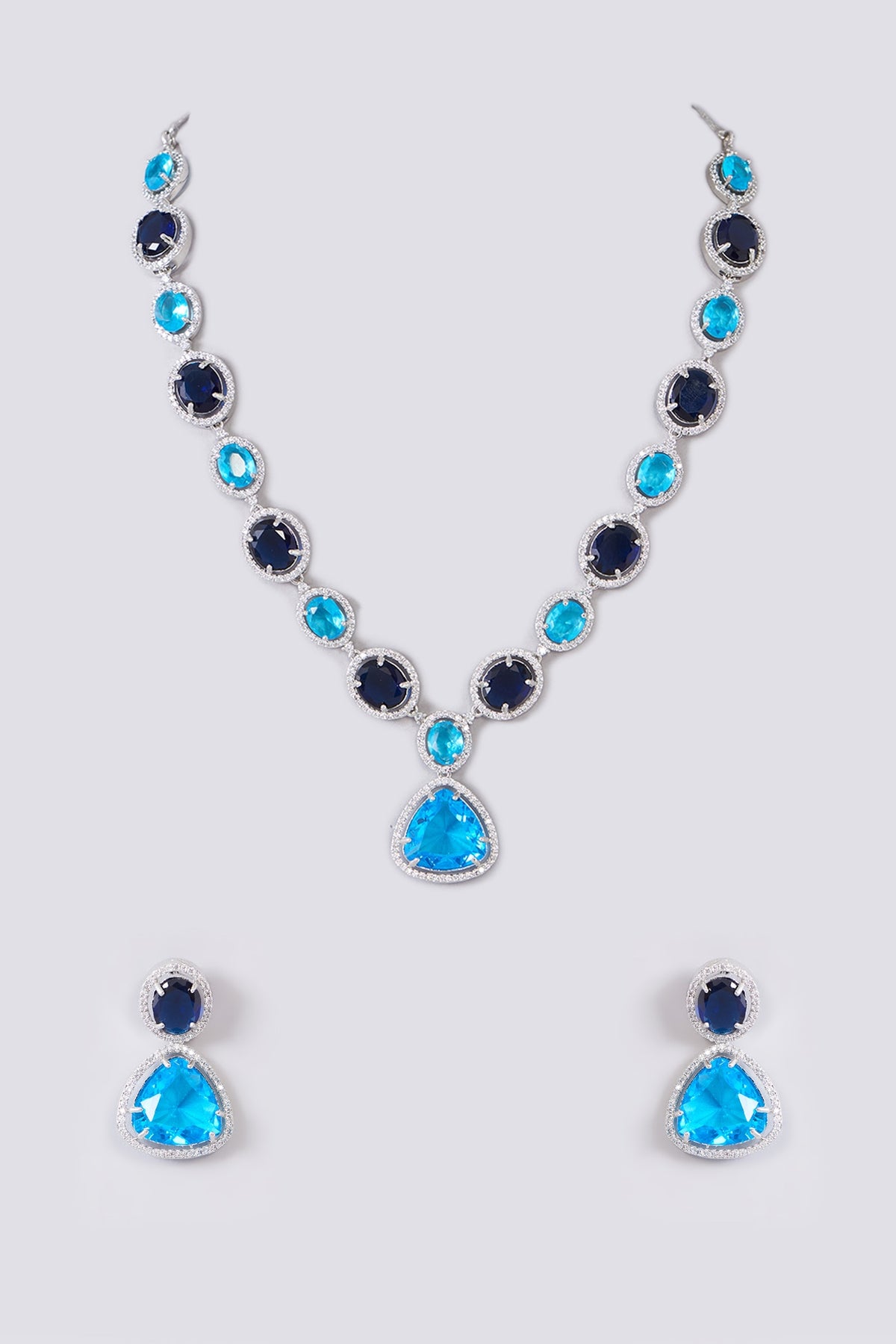 White Rhodium Finish Zircon Necklace Set