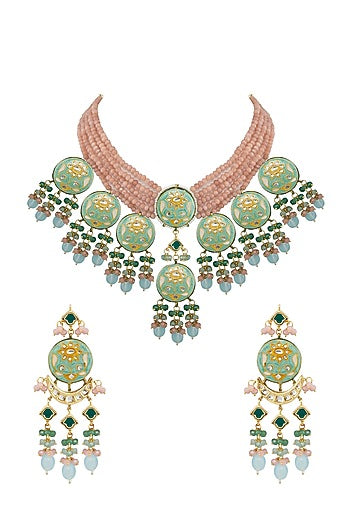 Gold Finish Orange Stone Necklace Set With Maang Tikka