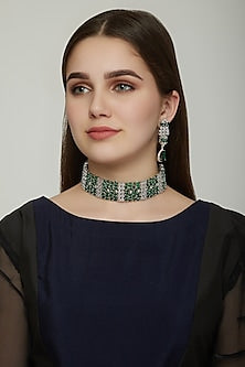 White Finish Diamond Choker Necklace Set