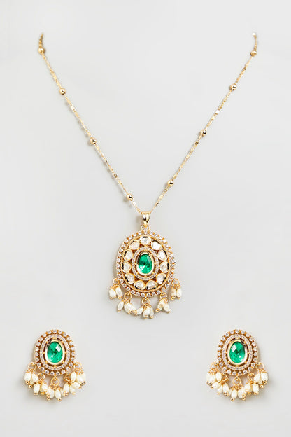 Gold Finish White Kundan Polki Necklace Set