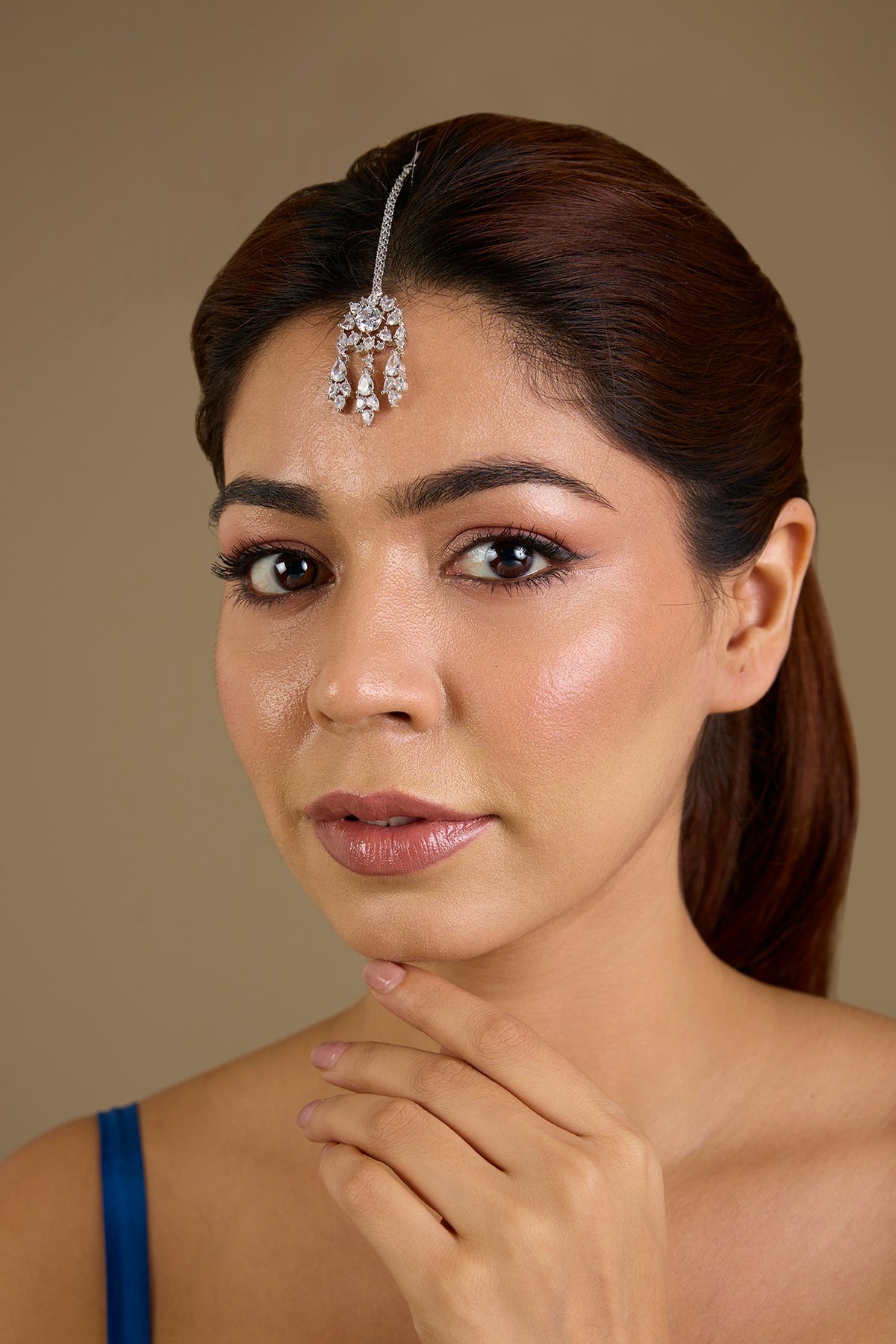 White Finish Cubic Zirconia Maangtikka