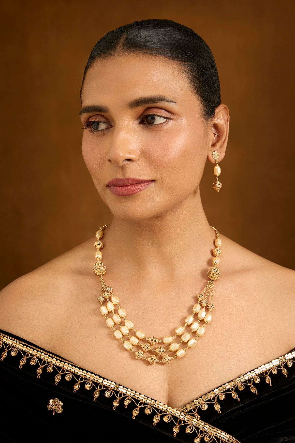 Gold Finish Pearl & Beaded Necklace Set
