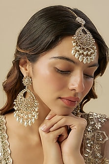 Gold Finish Pearl Chandbali Earrings With Maang Tikka