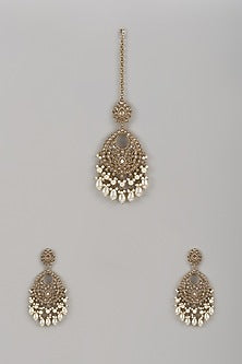 Gold Finish Pearl Chandbali Earrings With Maang Tikka