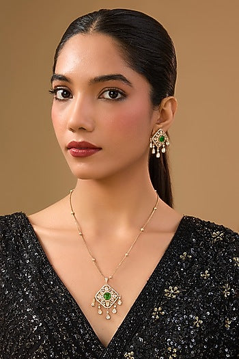 Gold Finish Kundan Polki & Green Gemstone Pendant Necklace Set