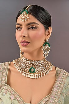 Gold Finish Kundan Polki & Green Gemstone Choker Necklace Set