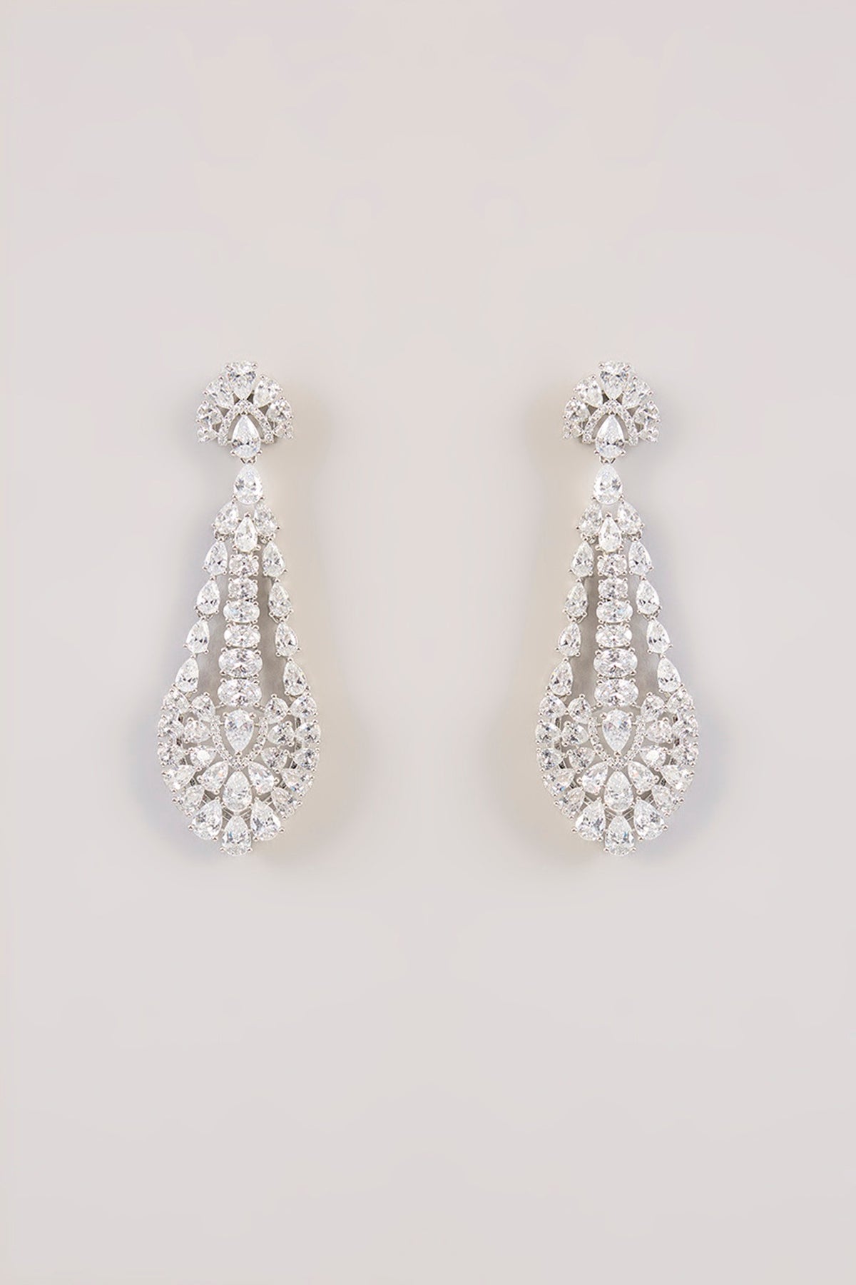 White Finish Zircon Necklace Set