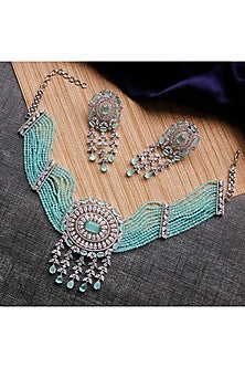 White Finish Necklace Set