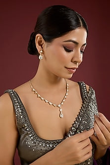 Gold Finish Zircon Teardrop Shaped Pendant Necklace Set