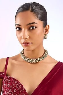 Gold Finish Kundan Polki & Emerald Green Stone Twisted Choker Necklace Set