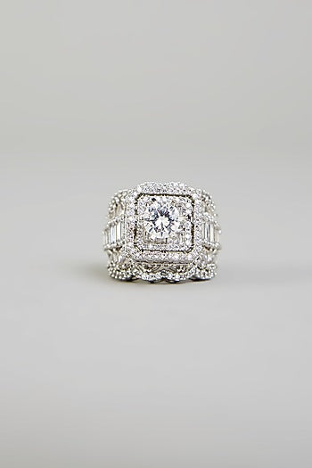 White Finish Zircon Ring
