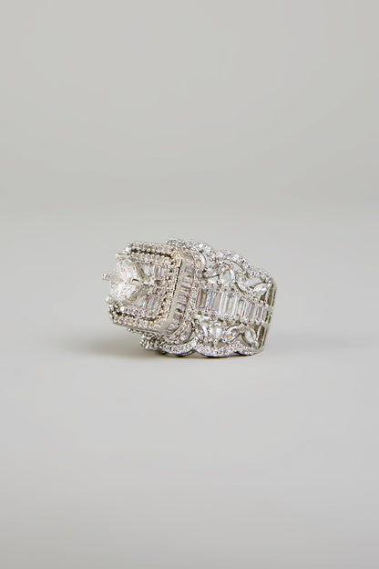 White Finish Zircon Ring