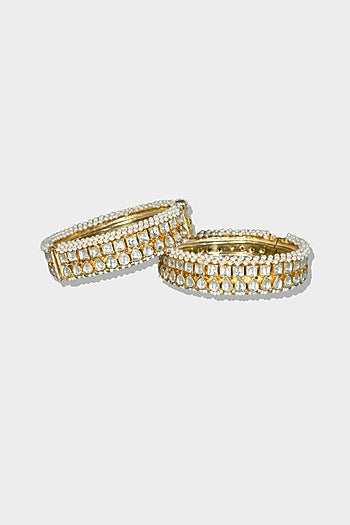 Gold Plated Bangles In Alloy (Set of 2)