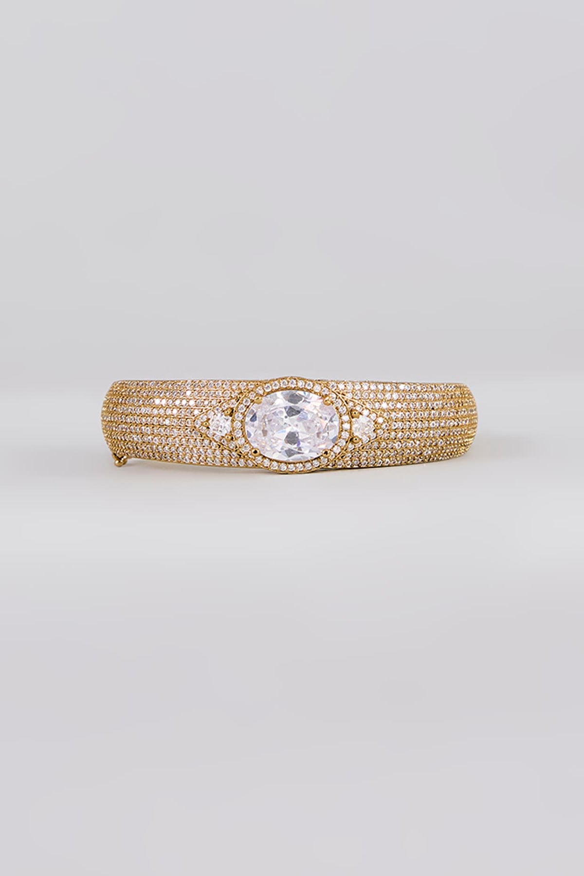 White Finish Zircon Bracelet
